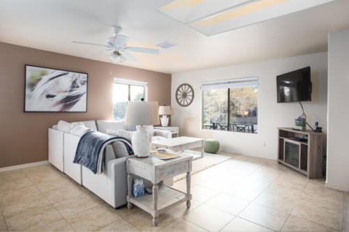 Living Room. Sedona Airbnb #17. Photo: Property Pro Media