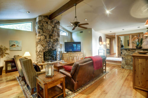 Living Room. Sedona Airbnb #9.