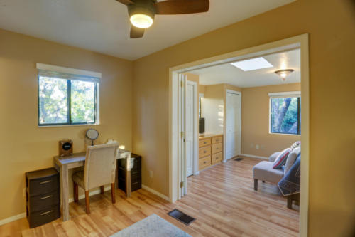 _O5A9678_79_80_81_82_83_84_Naturaluntitled