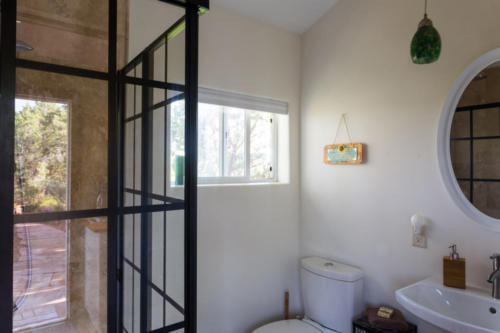 Sedona Bathroom. Air B & B. Property Pro Media